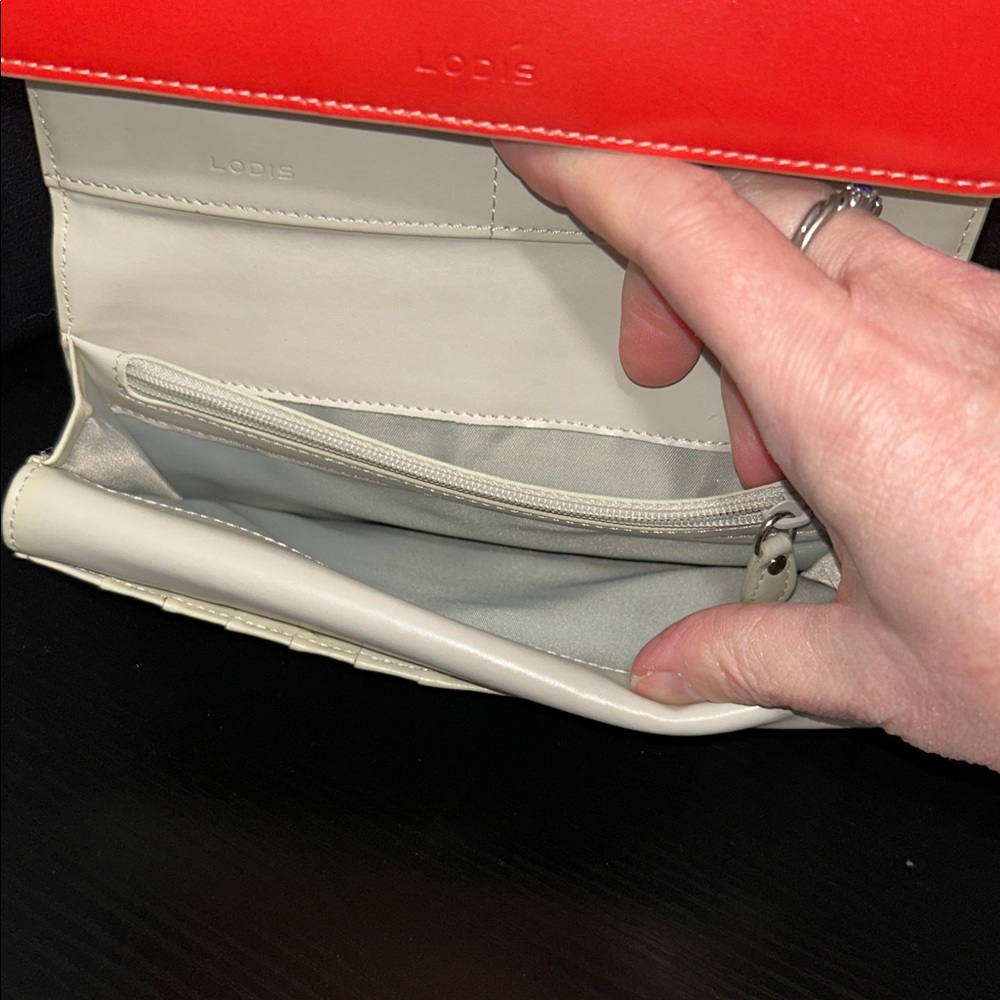 Lodis Wallet - Picture 4 of 8